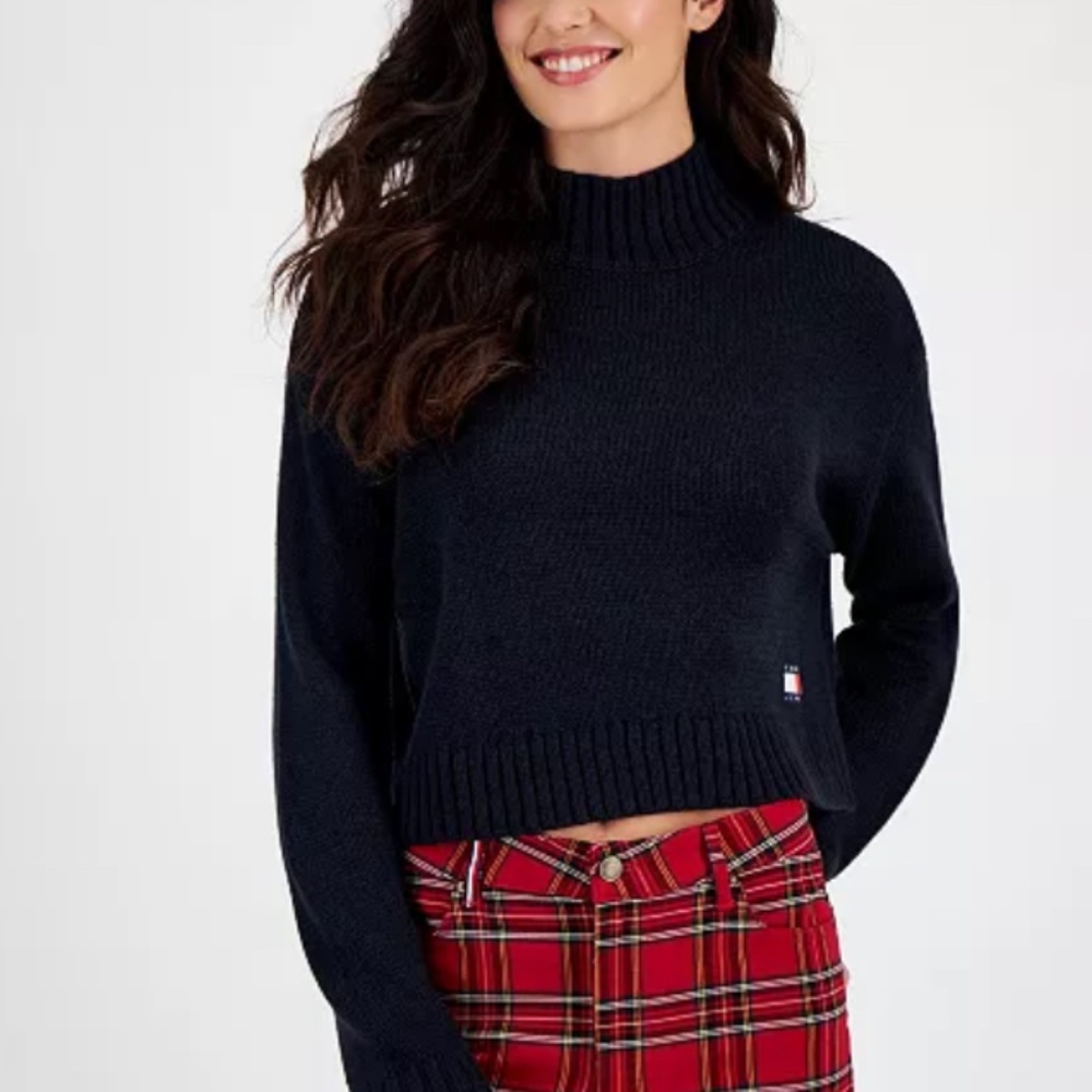 New TOMMY JEANS Women's Cropped Mock-Neck Sweater